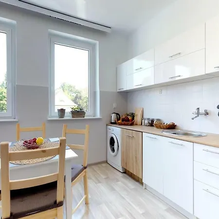 New Whitehouse Homestay